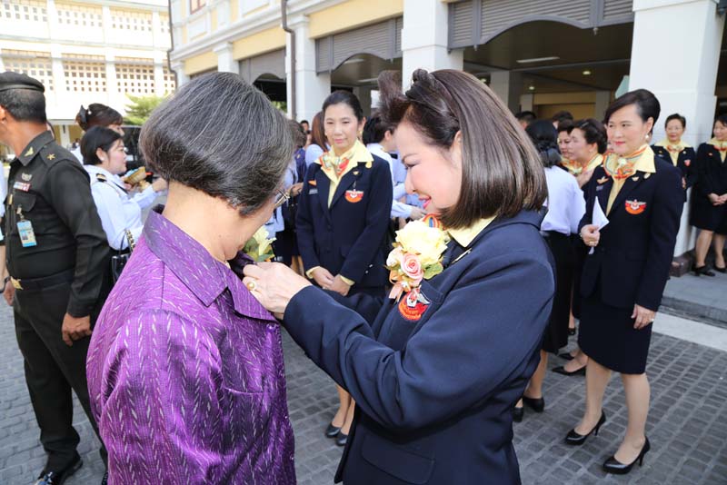 033 วันคล้ายวันสถาปนาสมาคมภริยาข้าราชการสำนักงานปลัดกระทรวงกลาโหม ครบรอบ ๒๕ ปี เมื่อวันที่ ๙ พฤศจิกายน ๒๕๕๘