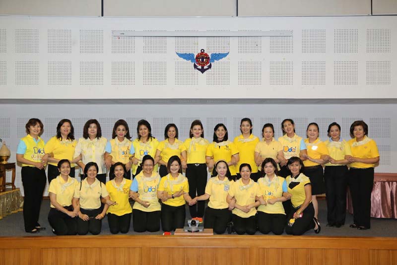 046 นายกสมาคมภริยาฯ เป็นประธานจัดงานพบปะเยี่ยมเยือนกำลังพล โครงการ "ครอบครัวอบอุ่นใจ สายใยภริยากำลังพล + รักษ์สุขภาพดีมีความสุข"