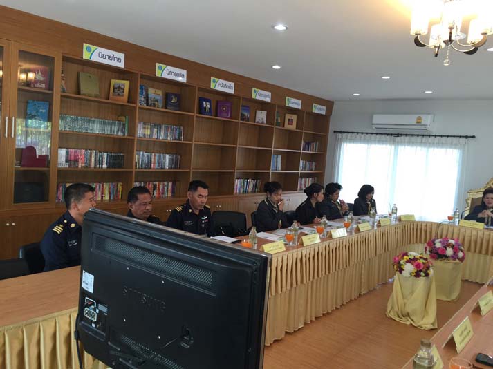 062 ปลัดกระทรวงกลาโหม และ นายกสมาคมภริยาฯ พร้อมด้วยข้าราชการชั้นผู้ใหญ่ สำนักงานปลัดกระทรวงกลาโหม และคณะ เดินทางตรวจเยี่ยมหน่วย ศูนย์พัฒนาปิโตรเลียมภาคเหนือ กรมการพลังงานทหาร