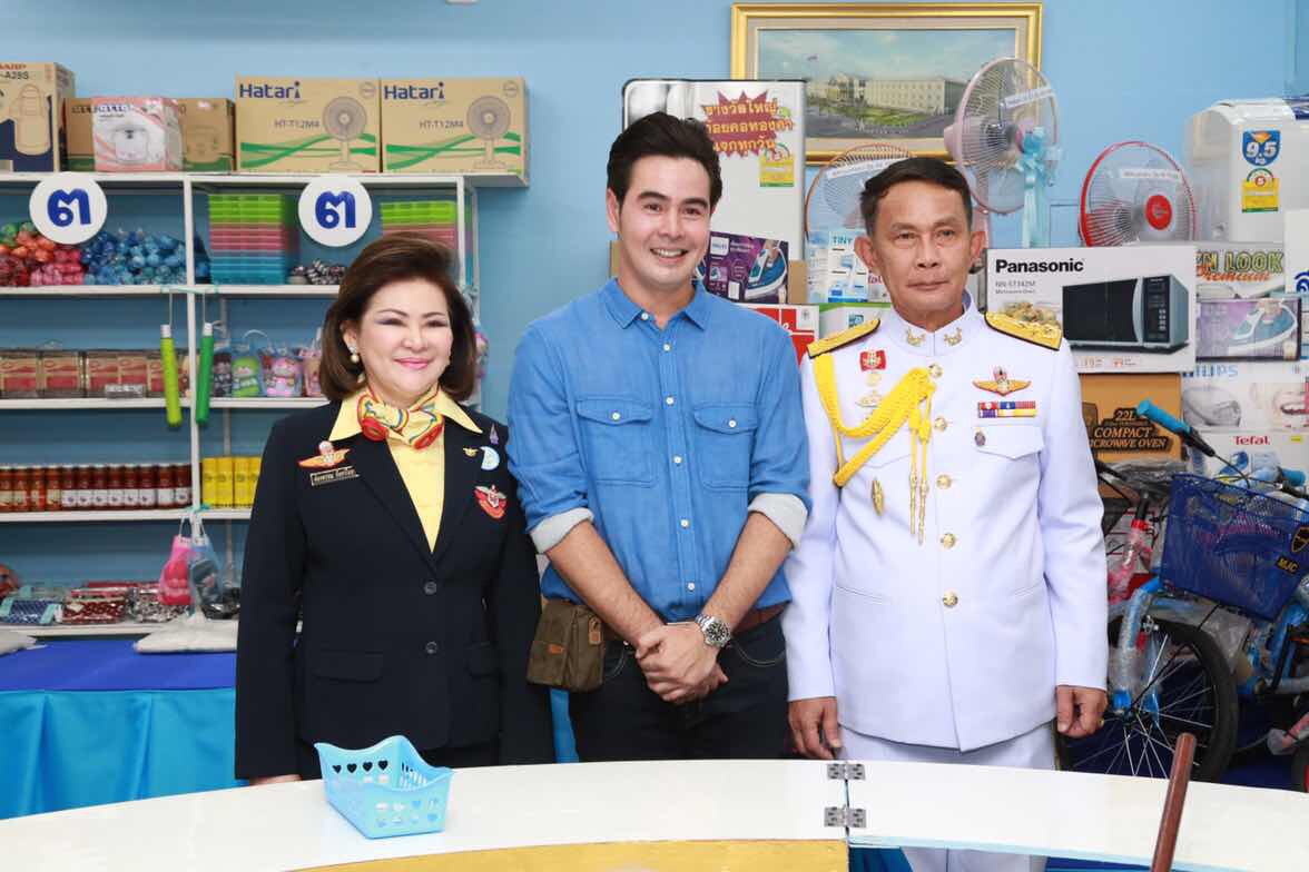 089 การออกร้านสำนักงานปลัดกระทรวงกลาโหมและ ร้านสมาคมภริยาฯ ในงานกาชาดปี ๒๕๕๙ ๓๐ มีนาคม - ๗ เมษายน ๒๕๕๙