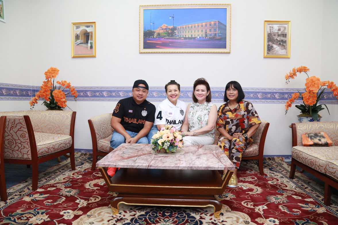 089 การออกร้านสำนักงานปลัดกระทรวงกลาโหมและ ร้านสมาคมภริยาฯ ในงานกาชาดปี ๒๕๕๙ ๓๐ มีนาคม - ๗ เมษายน ๒๕๕๙
