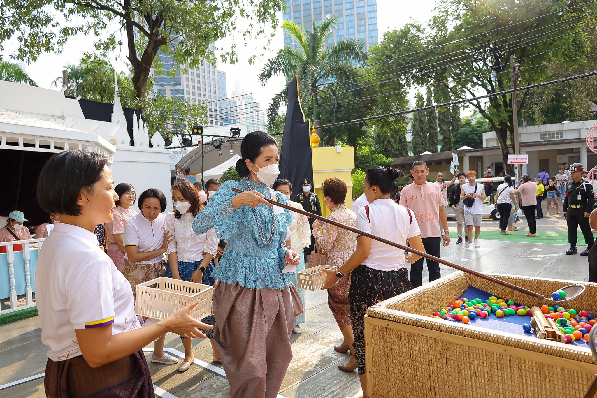 ๐๔๒ กิจกรรมการออกร้านงานกาชาด ประจำปี ๒๕๖๖