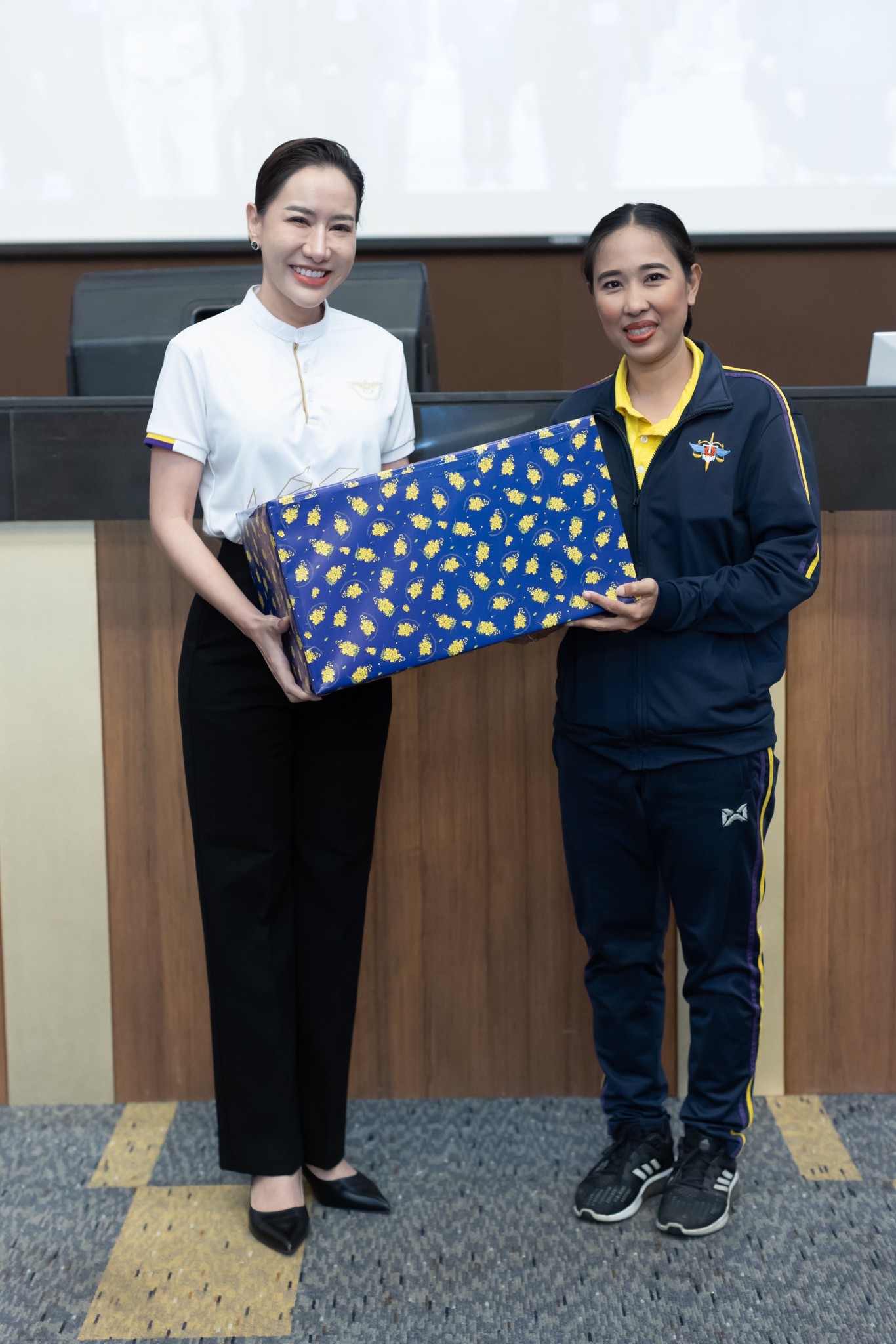 ๐๕๐ การจัดงานเลี้ยงขอบคุณข้าราชการและเจ้าหน้าที่ ที่ร่วมปฏิบัติงานเพื่อนพึ่ง (ภาฯ) และการออกร้านงานกาชาด ประจำปี ๒๕๖๖