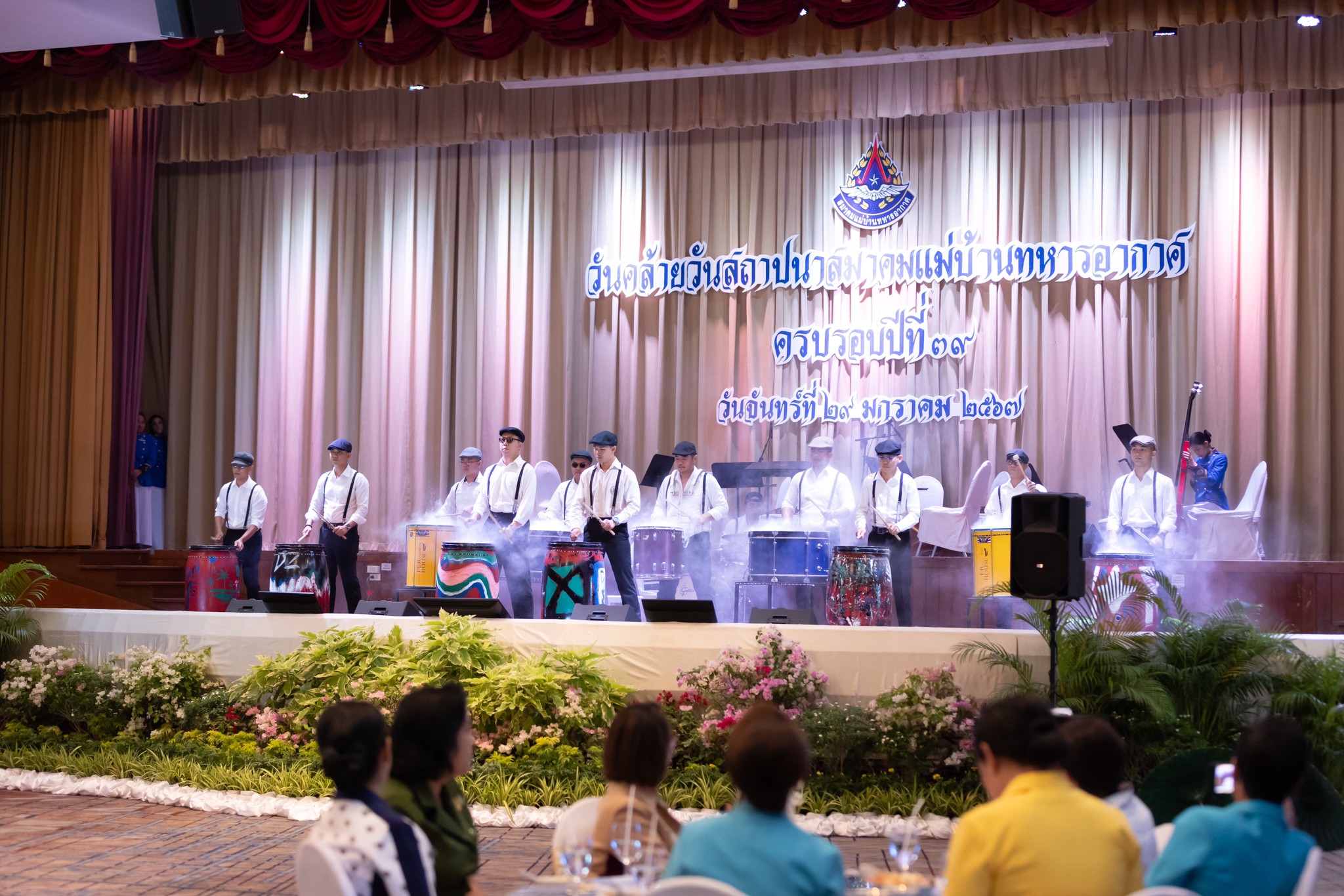 ๐๕๑ คณะกรรมการบริหารสมาคมภริยาข้าราชการสำนักงานปลัดกระทรวงกลาโหม ร่วมงานวันคล้ายวันสถาปนาสมาคมแม่...