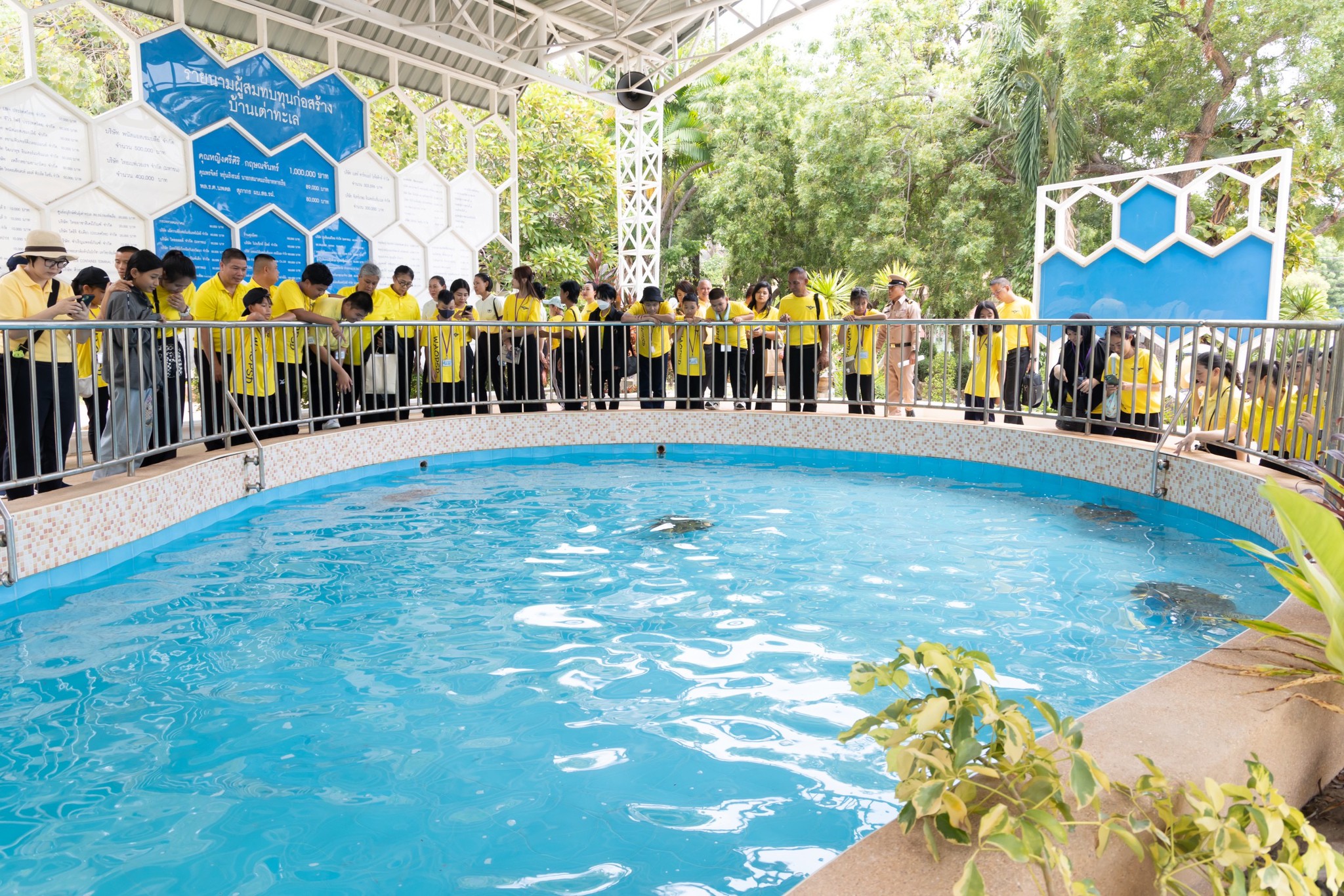 ๐๖๒ กิจกรรมโครงการจิตอาสาเก็บขยะริมหาด เพื่อน้องเต่า และดูงาน "นาวิกนคร ๔.๐ โมเดล"