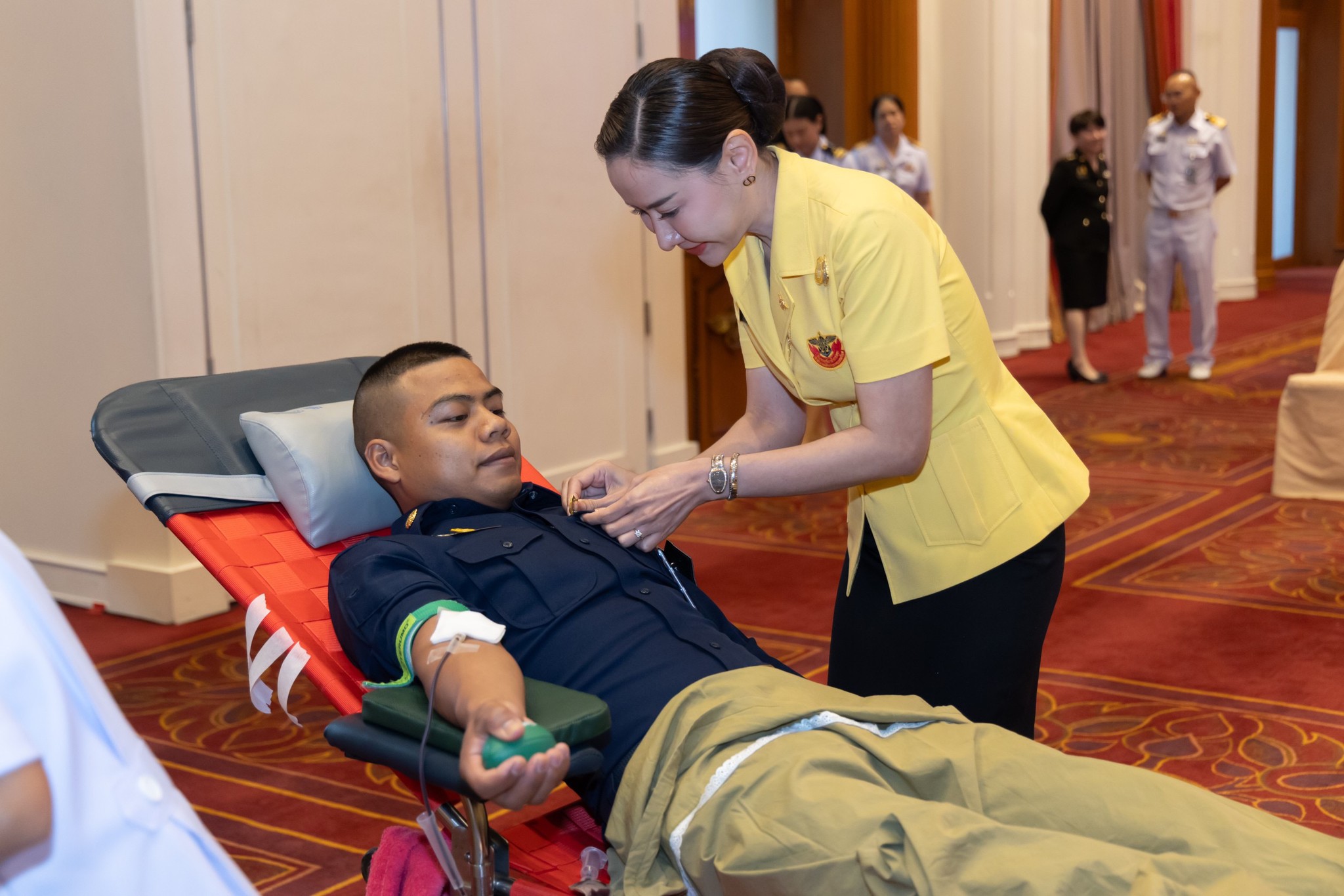 ๐๖๓ กิจกรรมบริจาคโลหิตถวายเป็นพระราชกุศล เนื่องในโอกาสวันคล้ายวันพระราชสมภพ สมเด็จพระกนิษฐาธิราชเจ้า กรมสมเด็จพระเทพรัตนราชสุดาฯ สยามบรมราชกุมารี (๒ เมษายน ๒๕๖๗)