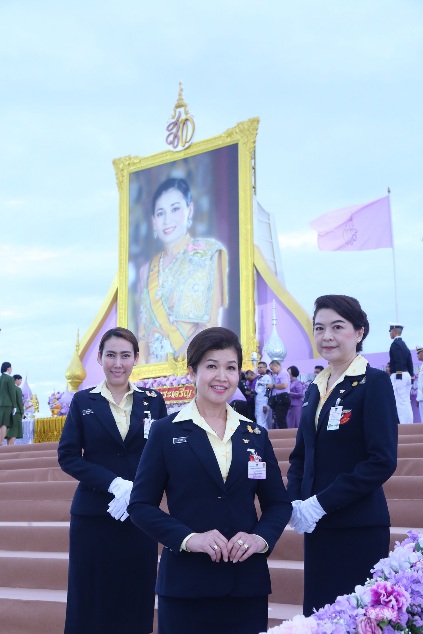 ๐๘๐ พิธีถวายเครื่องราชสักการะ วางพานพุ่ม และจุดเทียนถวายพระพรชัยมงคล เนื่องในโอกาสวันเฉลิมพระชนมพรรษา สมเด็จพระนางเจ้าสุทิดา พัชรสุธาพิมลลักษณ พระบรมราชินี (๓ มิถุนายน ๒๕๖๗