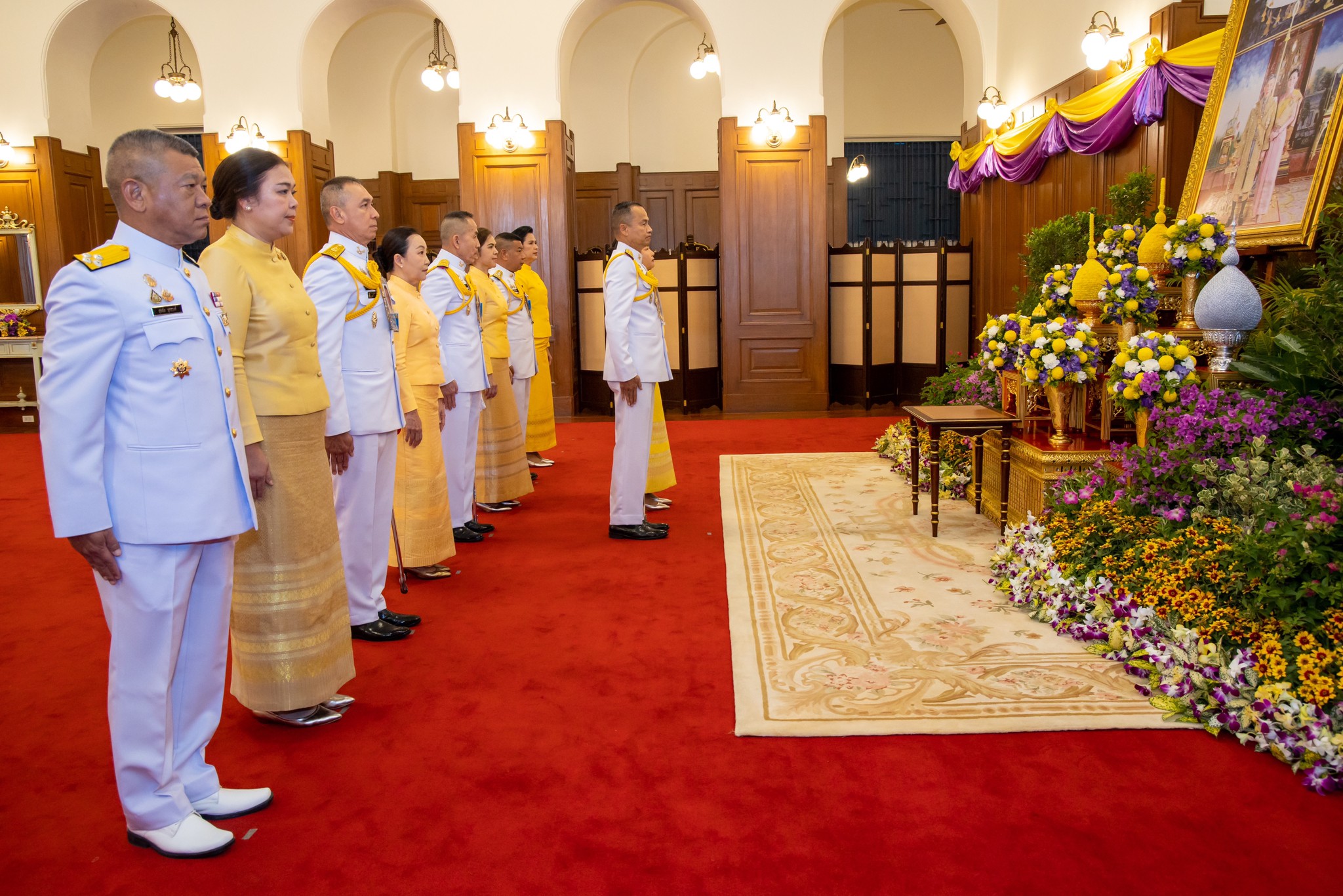๔๒ พิธีลงนามถวายพระพรชัยมงคล พระบาทสมเด็จพระเจ้าอยู่หัว และสมเด็จพระนางเจ้าฯ พระบรมราชินี เนื่องใ...