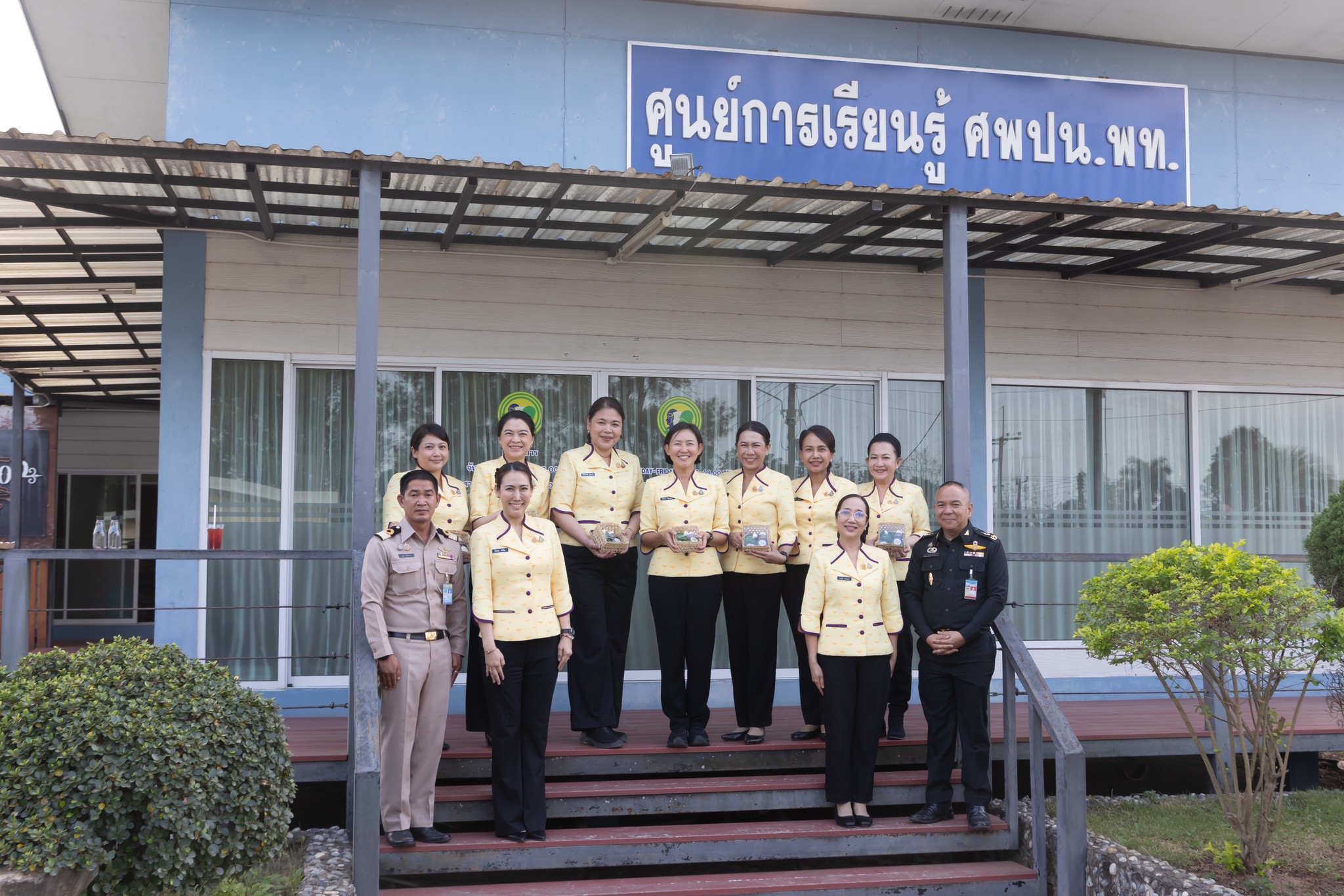 ๕๑ การตรวจเยี่ยมและติดตามความคืบหน้าการดำเนินงานโครงการต่างๆ ของสมาคมฯ