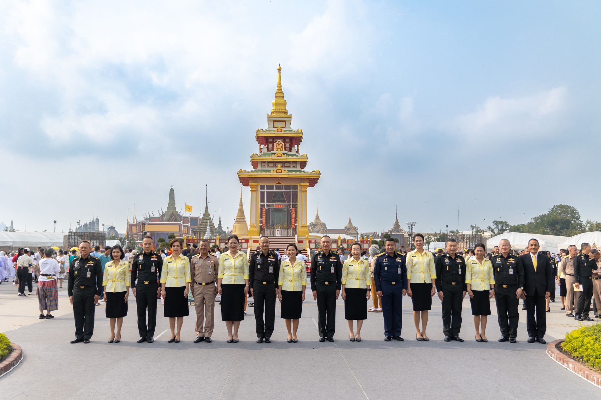 ๕๓ พิธีสักการะพระบรมสารีริกธาตุ (พระเขี้ยวแก้ว)