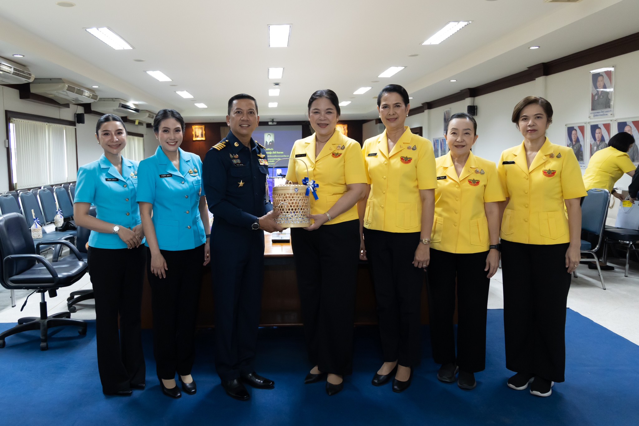 ๖๒ กิจกรรมเยี่ยมชมการดำเนินงานศูนย์การเรียนรู้ตามหลักปรัชญาเศรษฐกิจพอเพียง บน.๒๑ ของโครงการครอบครัวพอเพียง