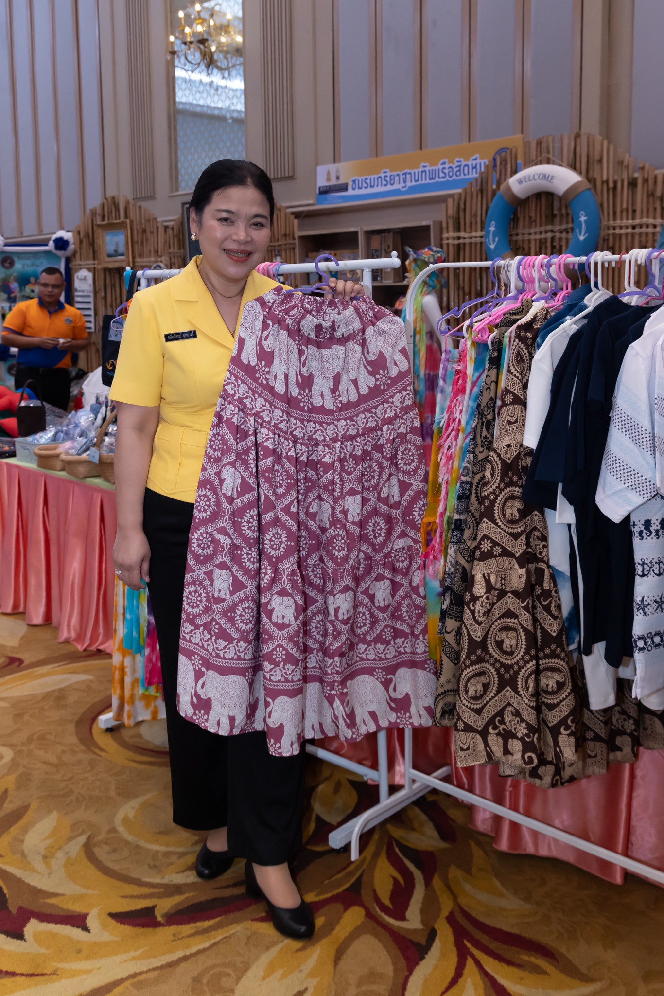 ๖๕ กิจกรรมส่งเสริมการตลาดสินค้าและผลิตภัณฑ์ของครอบครัวกำลังพลกองทัพเรือ