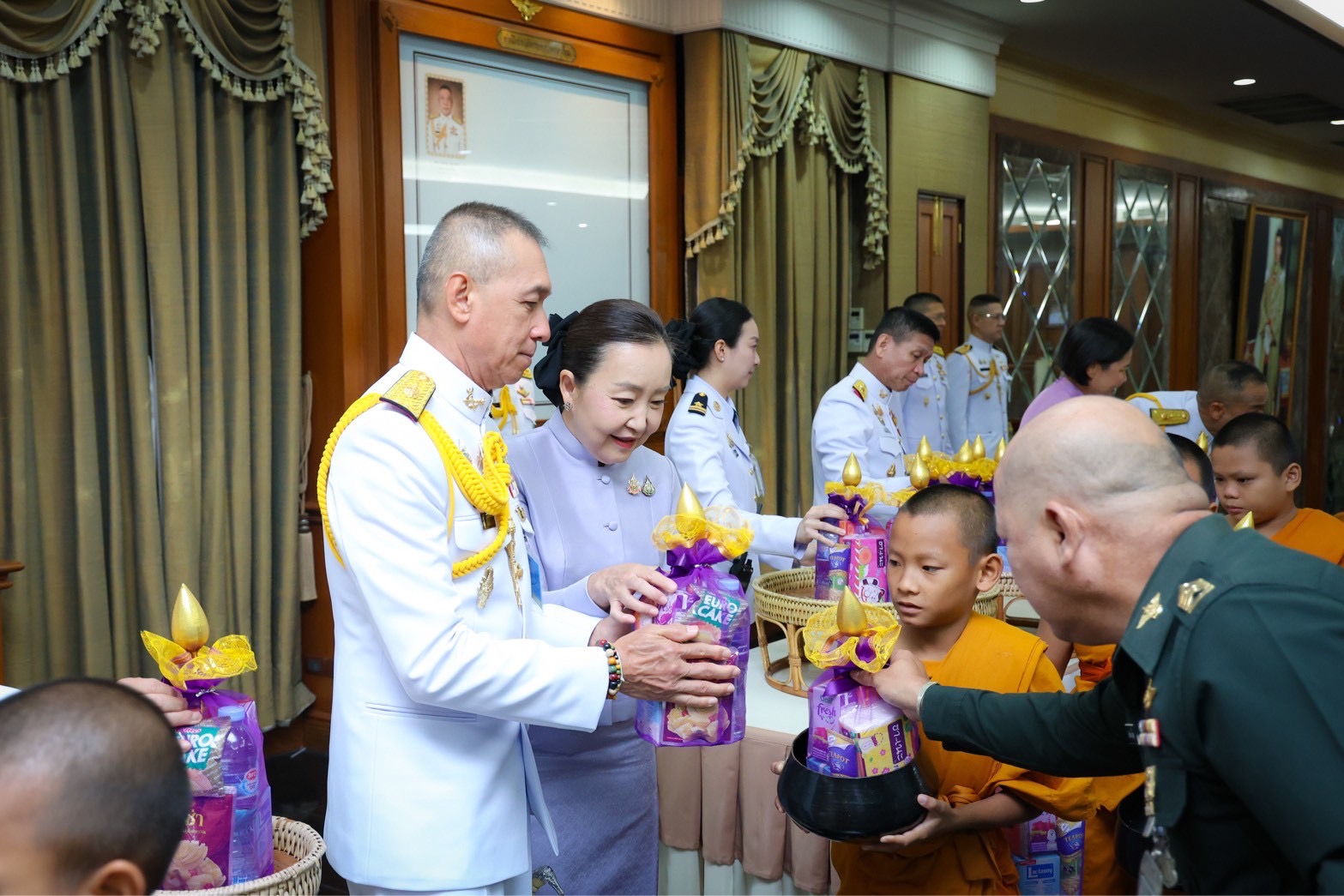 ๗๗ การจัดกิจกรรมเฉลิมพระเกียรติ เนื่องในโอกาสมหามงคลเฉลิมพระชนมพรรษา สมเด็จพระนางเจ้าสุทิดาพัชรสุธาพิมลลักษณ พระบรมราชินี