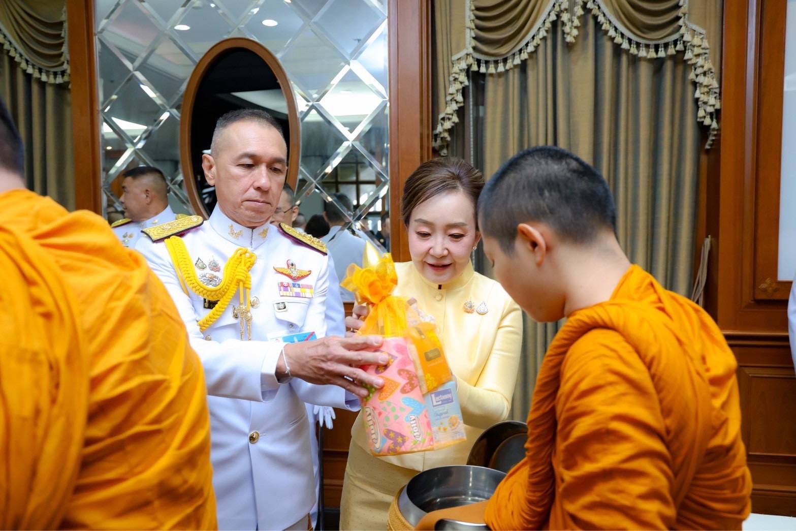 ๙๑ กิจกรรมเฉลิมพระเกียรติพระบาทสมเด็จพระเจ้าอยู่หัว เนื่องในโอกาสวันเฉลิมพระชนมพรรษา