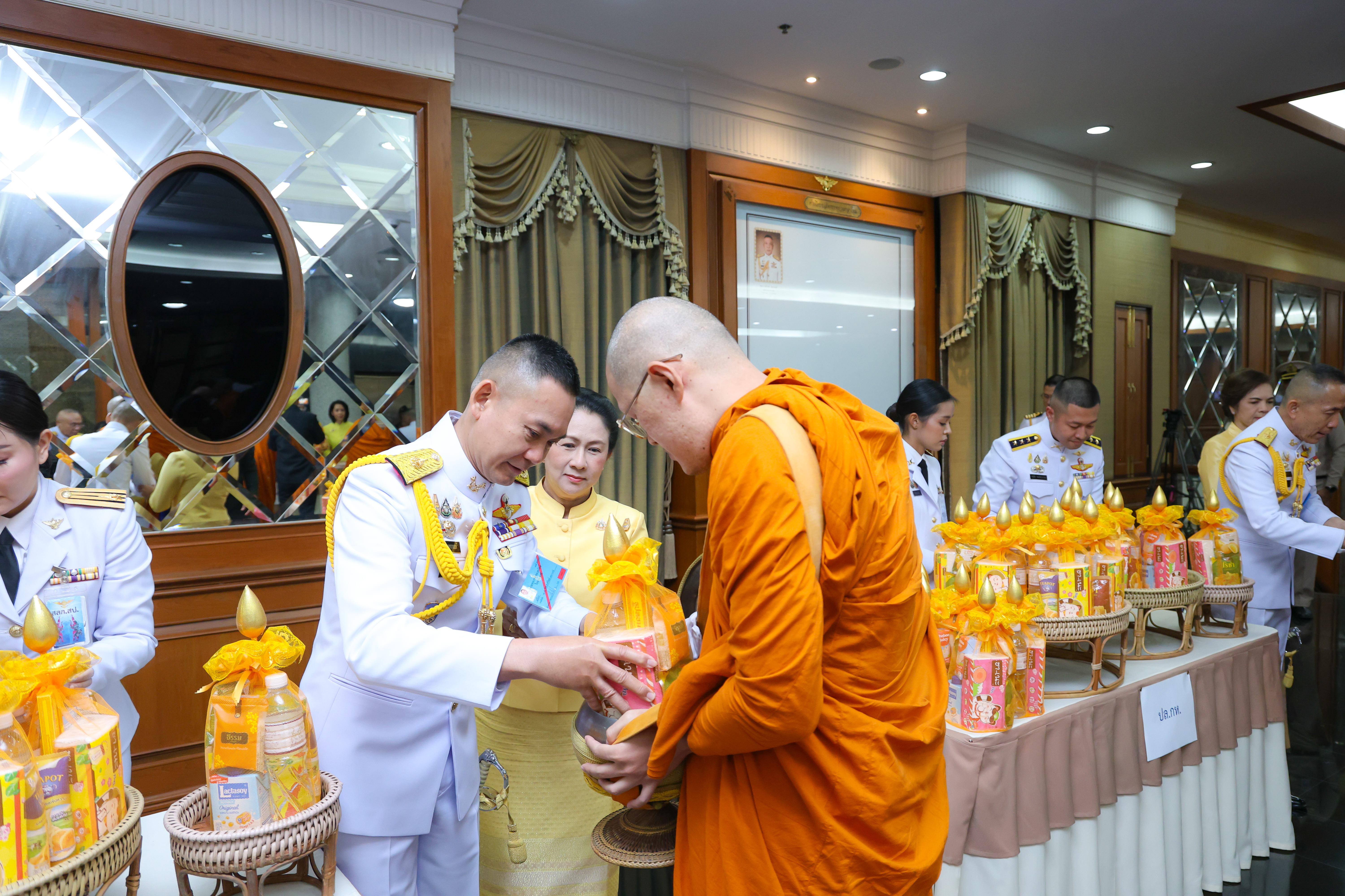 ๐๓ การจัดกิจกรรมเนื่องในวันนวมินทรมหาราช