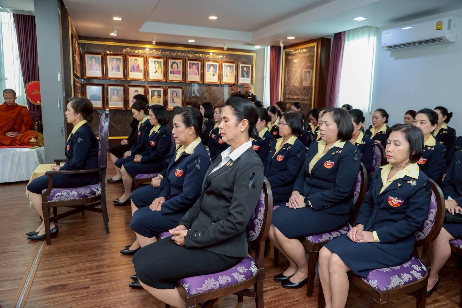 ๑๓ พิธีบำเพ็ญกุศลและแสดงความอาลัยถวายเป็นพระราชกุศลเแด่สมเด็จพระนางเจ้าสิริกิติ์ พระบรมราชินีนาถ พระบรมราชชนนีพันปีหลวง ในวาระครบ ๑๕ วัน “ปัณรสมวาร”