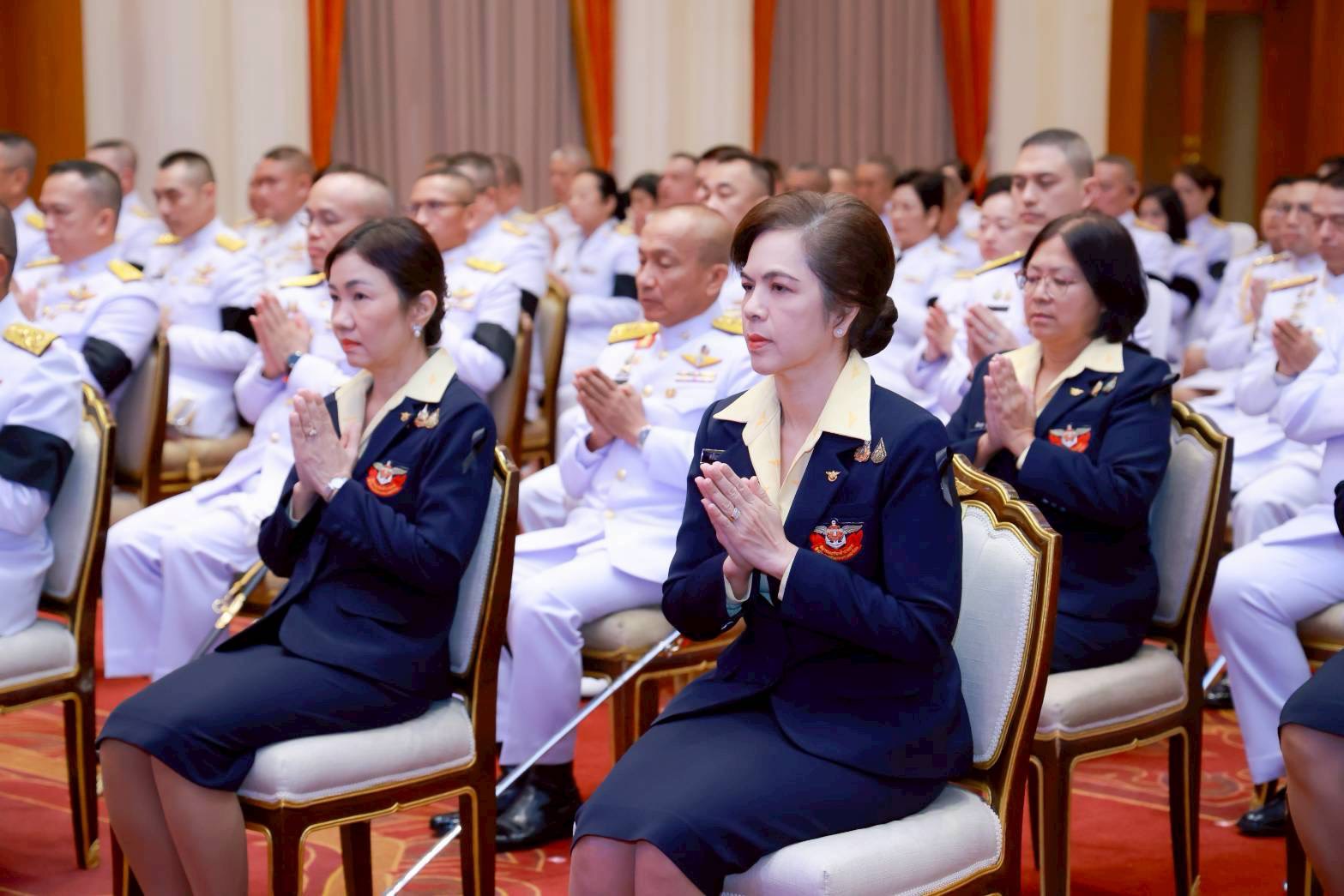 ๑๗ การจัดกิจกรรมเฉลิมพระเกียรติพระบาทสมเด็จพระมงกุฎเกล้าเจ้าอยู่หัว เนื่องในโอกาสวันคล้ายวันสวรรคตครบ ๑๐๐ ปี และกิจกรรมเฉลิมพระเกียรติสมเด็จพระเจ้าบรมวงศ์เธอ เจ้าฟ้าเพชรรัตนราชสุดา สิริโสภาพัณณวดี เนื่องในโอกาสวันคล้ายวันประสูติครบ ๑๐๐ ปี