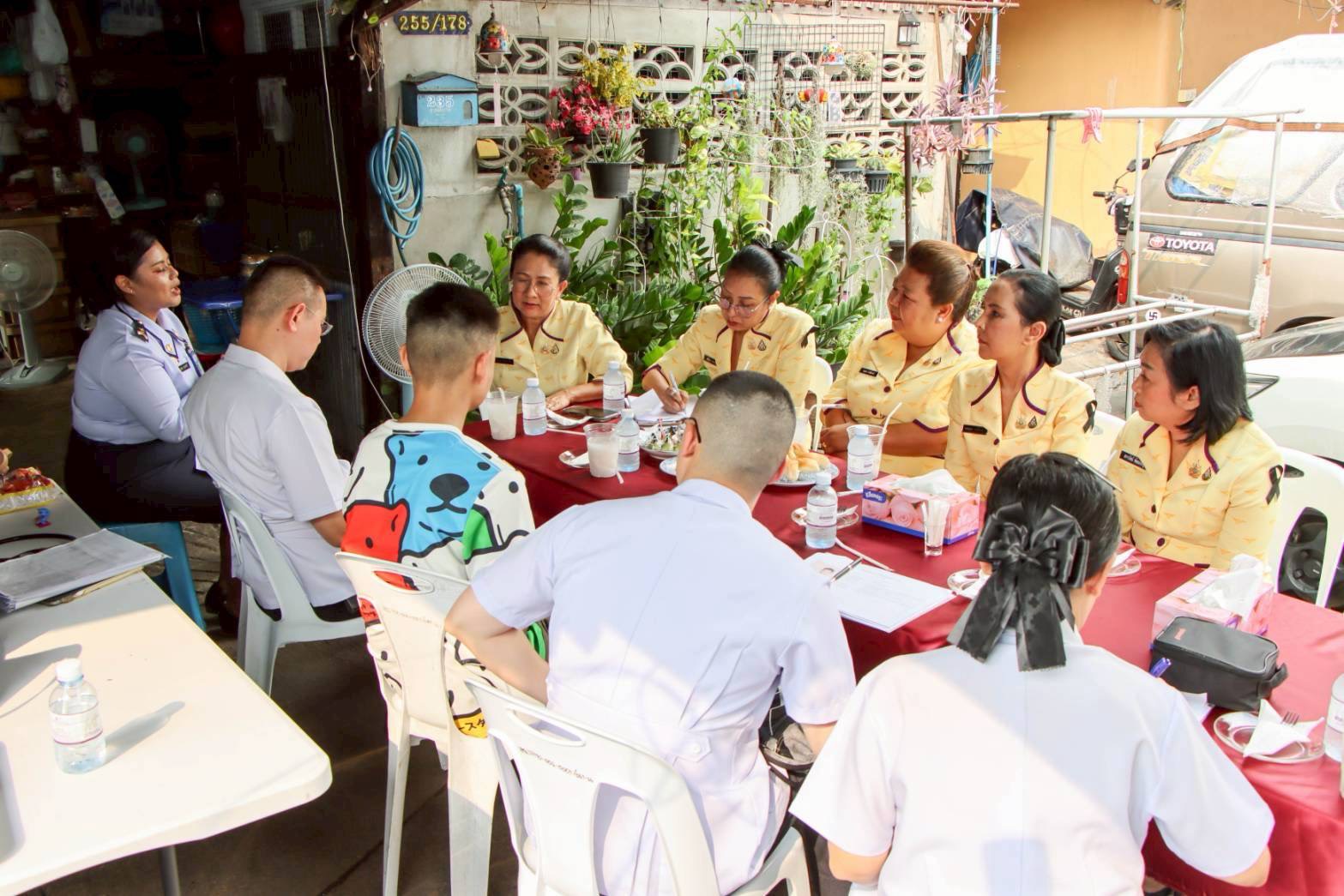 ๔๑ กิจกรรมตรวจเยี่ยมบุตรที่มีความต้องการพิเศษของกำลังพลสังกัดสำนักงานปลัดกระทรวงกลาโหม โดยโครงการสายใยรักษ์ เพื่อคนพิเศษ