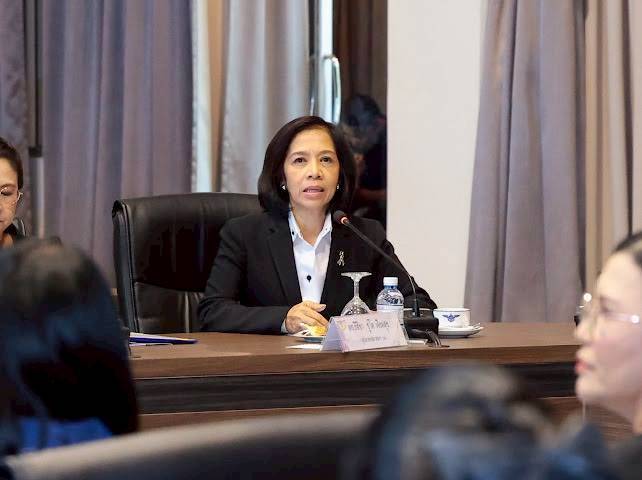 ๕๓ การประชุมสรุปผลการดำเนินงานของสมาคมภริยาข้าราชการสำนักงานปลัดกระทรวงกลาโหม รอบ ๖ เดือน