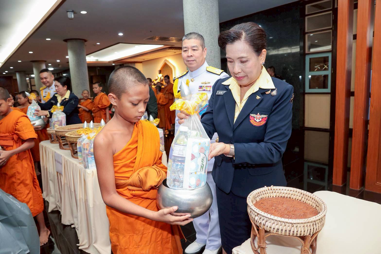 ๖๒ การจัดงานเฉลิมพระเกียรติสมเด็จพระนางเจ้ารำไพพรรณี พระบรมราชินี ในรัชกาลที่ ๗ เนื่องในโอกาสการประกาศยกย่องพระเกียรติคุณพระราชกรณียกิจในวาระครบ ๑๐๐ ปี