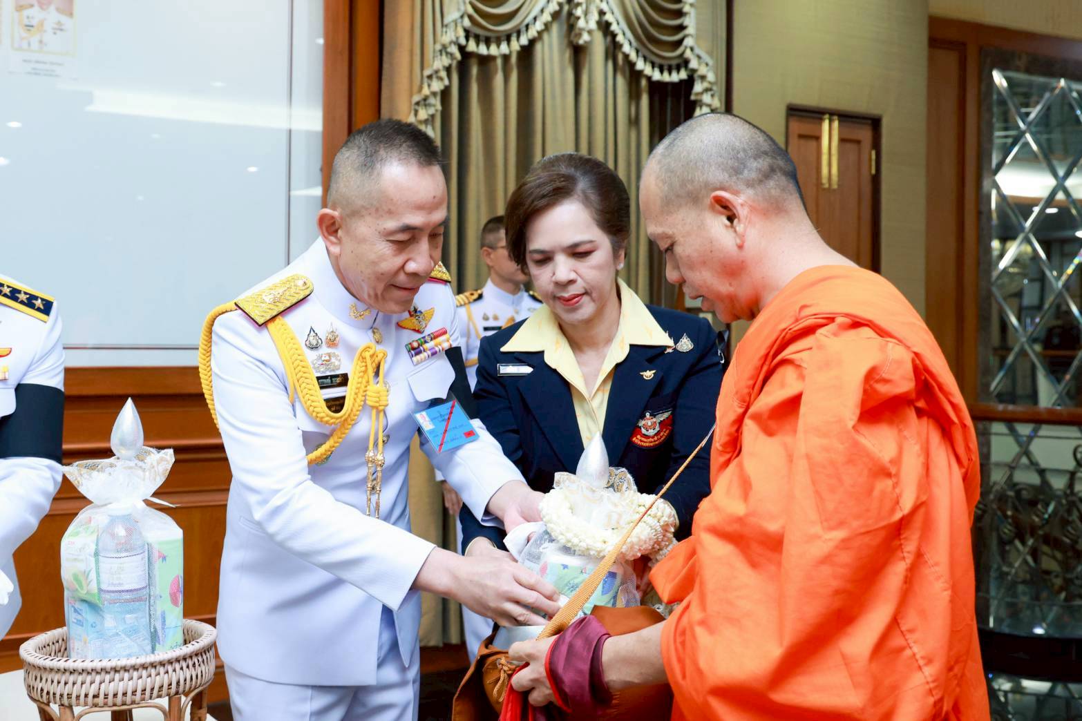 ๖๗ การจัดกิจกรรมเฉลิมพระเกียรติ เนื่องในโอกาสมหามงคลเฉลิมพระชนมพรรษาสมเด็จพระนางเจ้าฯ พระบรมราชินี ๔๘ พรรษา (๓ มิ.ย.๖๙)