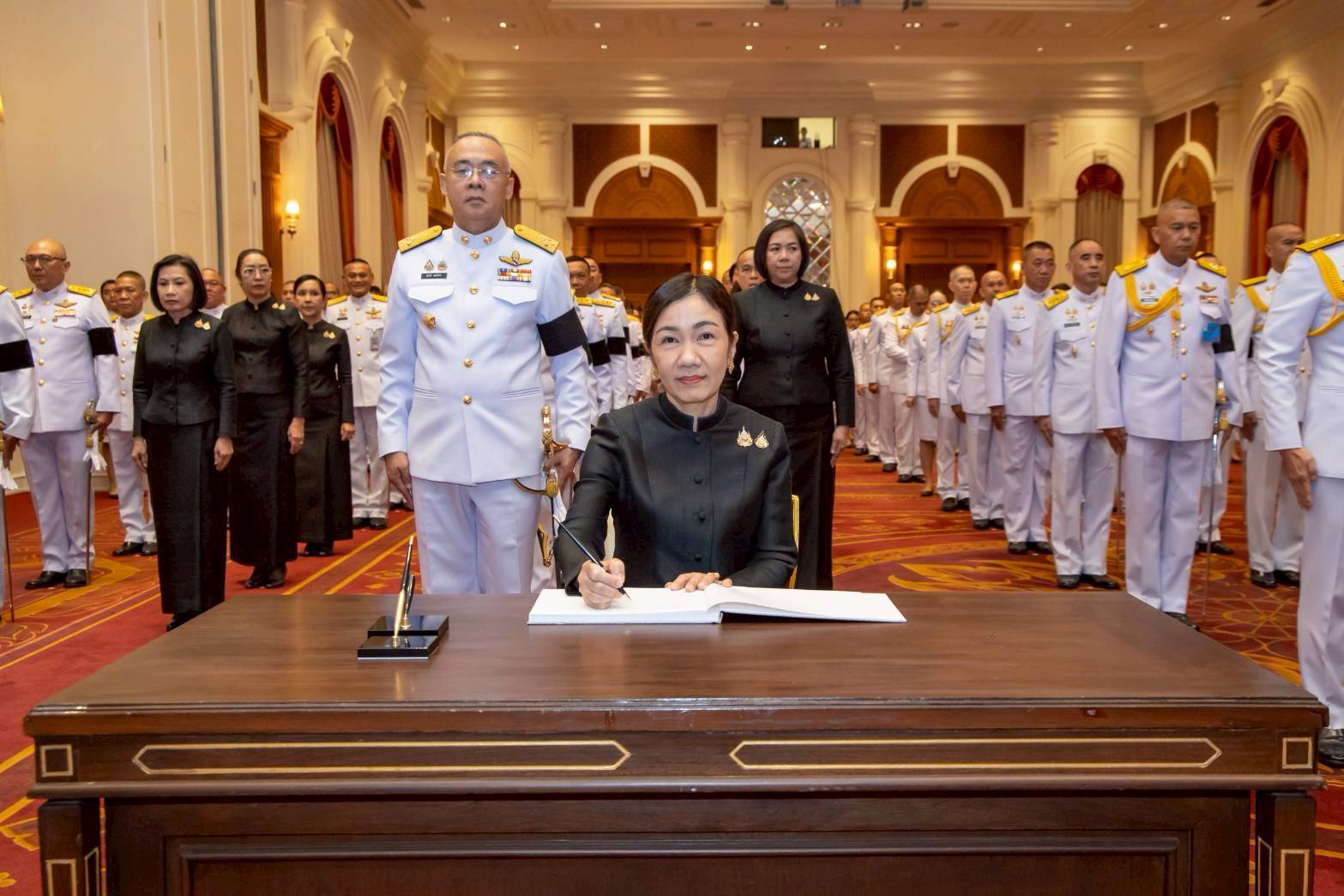 ๗๕ พิธีลงนามถวายความอาลัยสมเด็จพระเจ้าลูกเธอ เจ้าฟ้าพัชรกิติยาภา นเรนทิราเทพยวดี กรมหลวงราชสาริณีสิริพัชร มหาวัชรราชธิดา