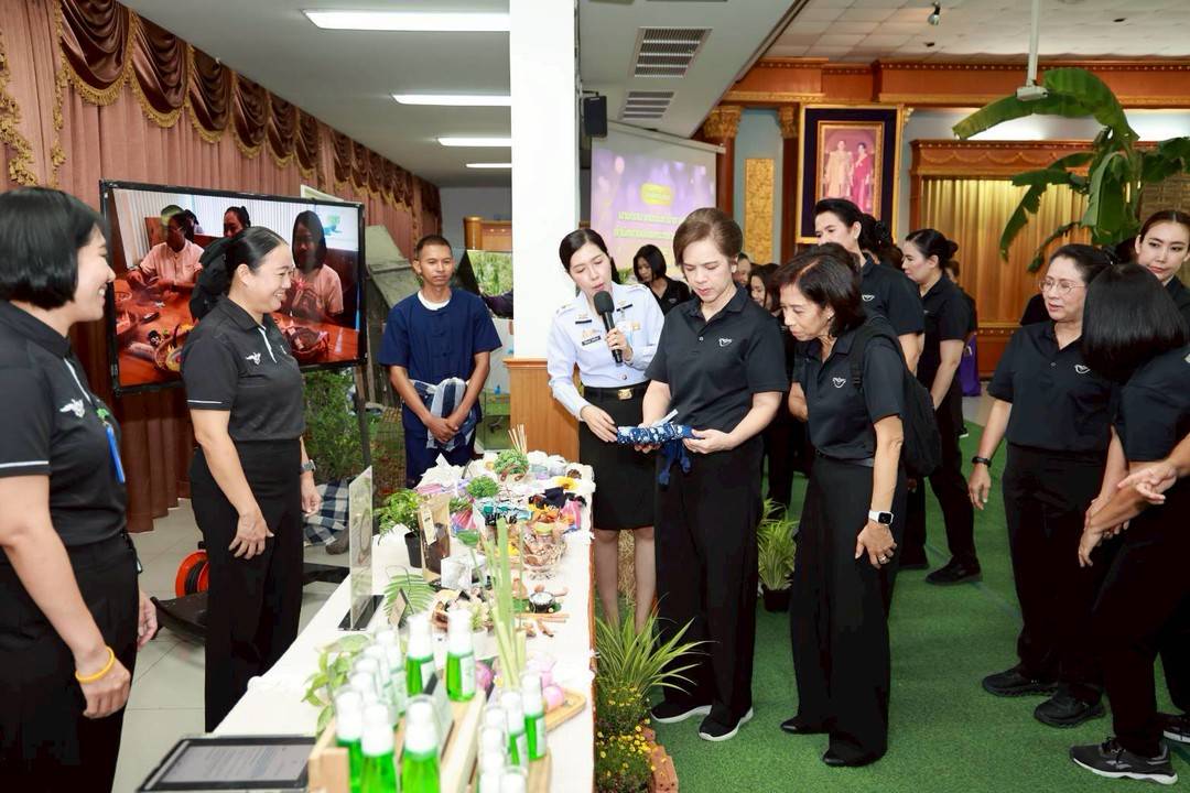 ๘๐ การตรวจเยี่ยมและติดตามความคืบหน้าการดำเนินงานโครงการของสมาคมภริยาข้าราชการสำนักงานปลัดกระทรวงกลาโหม
