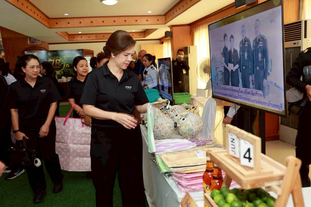 ๘๐ การตรวจเยี่ยมและติดตามความคืบหน้าการดำเนินงานโครงการของสมาคมภริยาข้าราชการสำนักงานปลัดกระทรวงกลาโหม