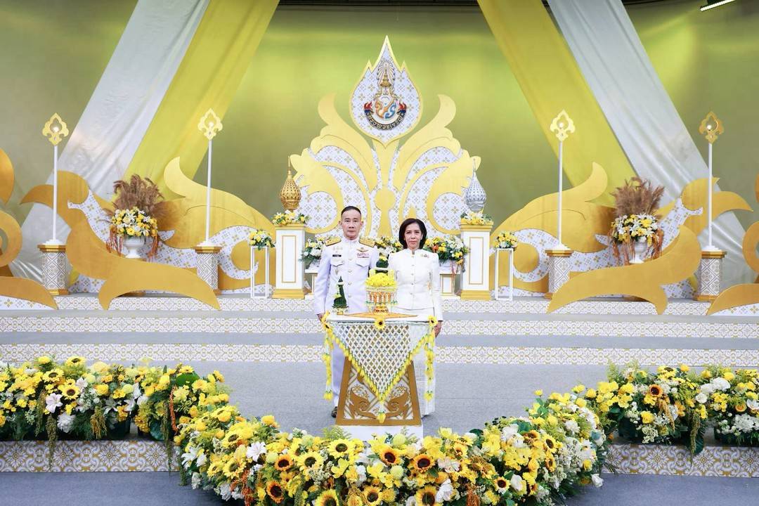 ๘๘ การบันทึกเทปโทรทัศน์อาเศียรวาทถวายพระพรชัยมงคล เนื่องในโอกาสวันเฉลิมพระชนมพรรษาพระบาทสมเด็จพระเจ้าอยู่หัว (สป.)
