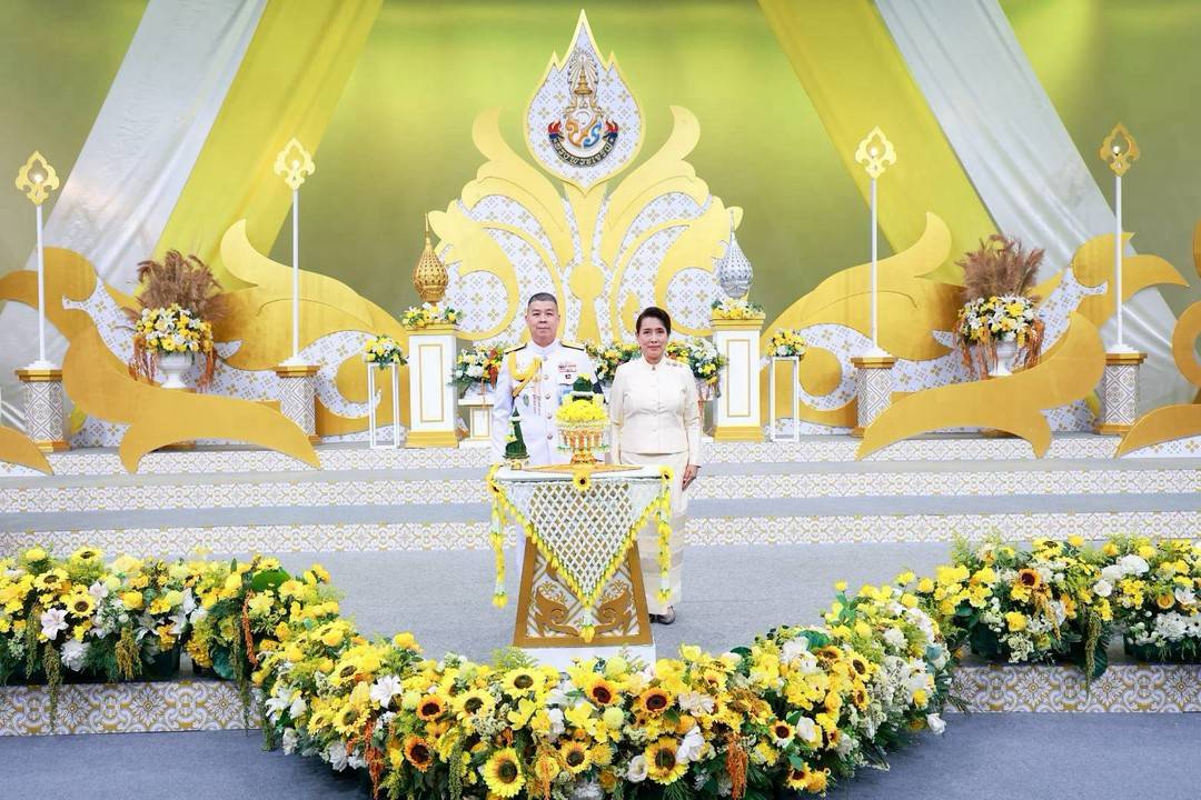 ๘๘ การบันทึกเทปโทรทัศน์อาเศียรวาทถวายพระพรชัยมงคล เนื่องในโอกาสวันเฉลิมพระชนมพรรษาพระบาทสมเด็จพระเจ้าอยู่หัว (สป.)