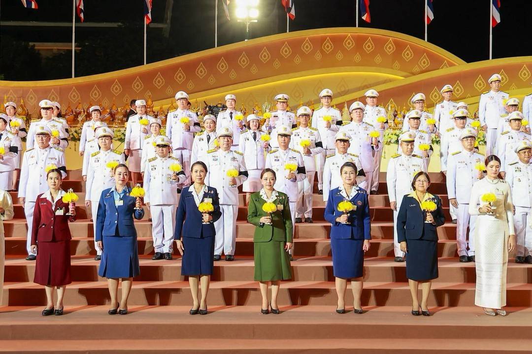 ๙๗ พิธีถวายเครื่องราชสักการะ วางพานพุ่ม และจุดเทียนถวายพระพรชัยมงคล เนื่องในโอกาสวันเฉลิมพระชนมพรรษาพระบาทสมเด็จพระเจ้าอยู่หัว (๒๘ ก.ค.๖๙)