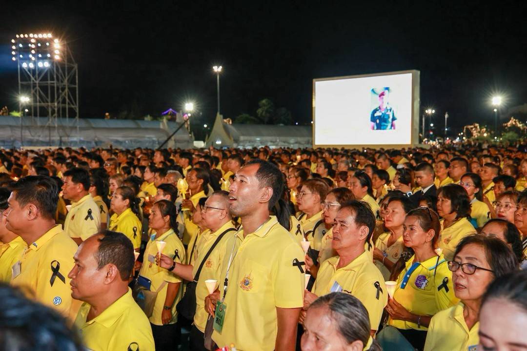 ๙๗ พิธีถวายเครื่องราชสักการะ วางพานพุ่ม และจุดเทียนถวายพระพรชัยมงคล เนื่องในโอกาสวันเฉลิมพระชนมพรรษาพระบาทสมเด็จพระเจ้าอยู่หัว (๒๘ ก.ค.๖๙)