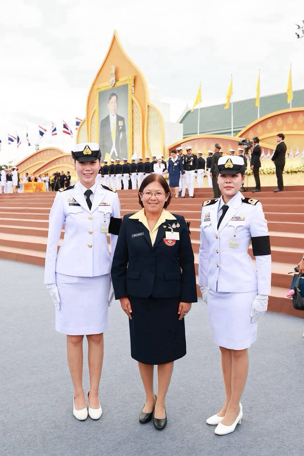 ๙๗ พิธีถวายเครื่องราชสักการะ วางพานพุ่ม และจุดเทียนถวายพระพรชัยมงคล เนื่องในโอกาสวันเฉลิมพระชนมพรรษาพระบาทสมเด็จพระเจ้าอยู่หัว (๒๘ ก.ค.๖๙)