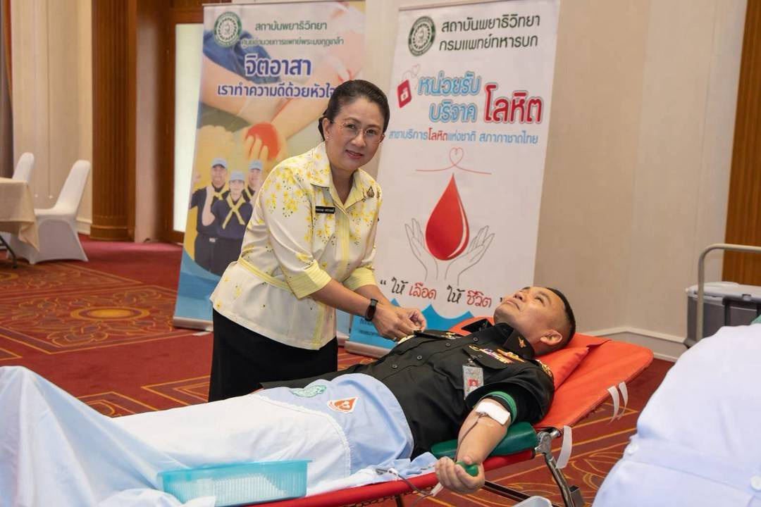 ๑๐๑ กิจกรรมบริจาคโลหิตถวายเป็นพระราชกุศลเนื่องในโอกาสวันคล้ายวันพระราชสมภพสมเด็จพระนางเจ้าสิริกิติ์ พระบรมราชินีนาถ พระบรมราชชนนีพันปีหลวง (๑๒ ส.ค.๖๙)