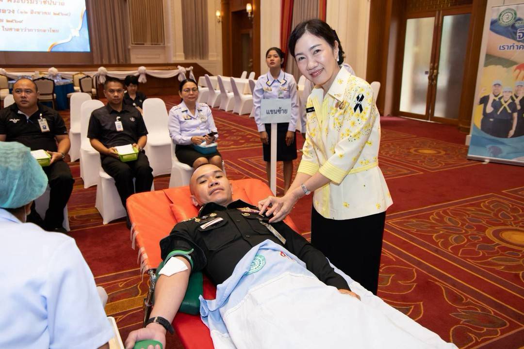๑๐๑ กิจกรรมบริจาคโลหิตถวายเป็นพระราชกุศลเนื่องในโอกาสวันคล้ายวันพระราชสมภพสมเด็จพระนางเจ้าสิริกิติ์ พระบรมราชินีนาถ พระบรมราชชนนีพันปีหลวง (๑๒ ส.ค.๖๙)