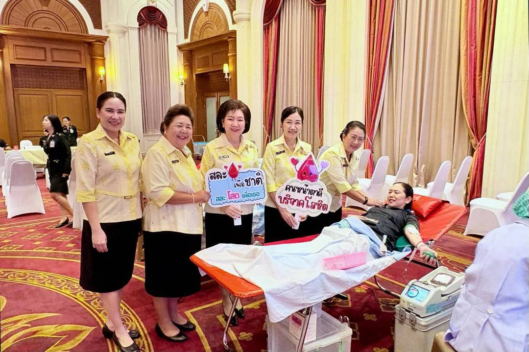 ๑๐๑ กิจกรรมบริจาคโลหิตถวายเป็นพระราชกุศลเนื่องในโอกาสวันคล้ายวันพระราชสมภพสมเด็จพระนางเจ้าสิริกิติ์ พระบรมราชินีนาถ พระบรมราชชนนีพันปีหลวง (๑๒ ส.ค.๖๙)
