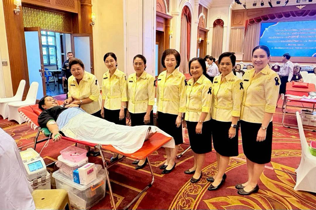 ๑๐๑ กิจกรรมบริจาคโลหิตถวายเป็นพระราชกุศลเนื่องในโอกาสวันคล้ายวันพระราชสมภพสมเด็จพระนางเจ้าสิริกิติ์ พระบรมราชินีนาถ พระบรมราชชนนีพันปีหลวง (๑๒ ส.ค.๖๙)