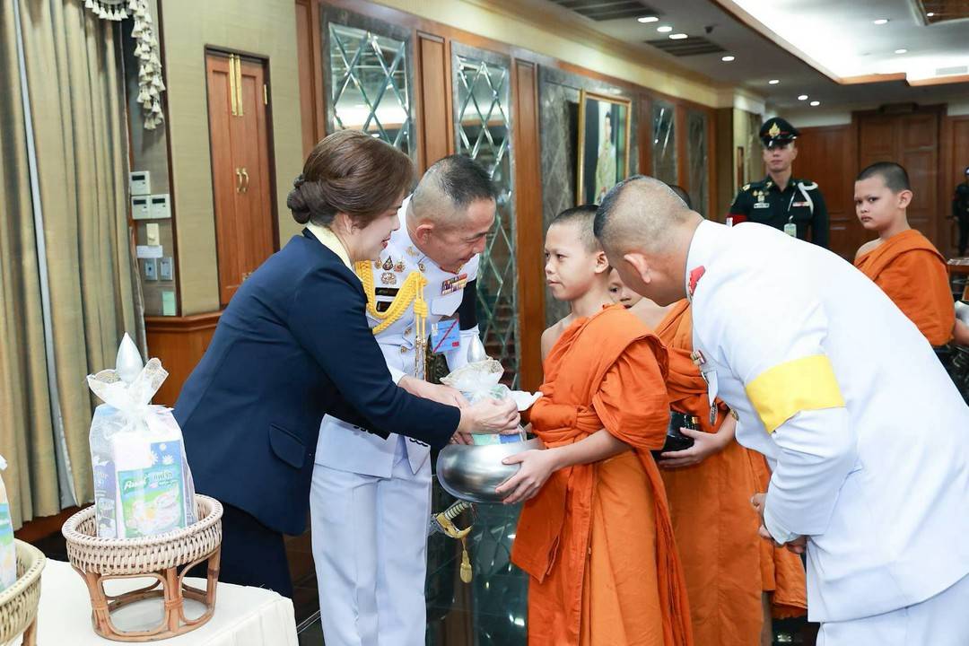 ๑๐๒ การจัดกิจกรรมเฉลิมพระเกียรติสมเด็จพระนางเจ้าสิริกิติ์ พระบรมราชินีนาถ พระบรมราชชนนีพันปีหลวง เนื่องในวันคล้ายวันพระราชสมภพ (๑๒ ส.ค.๖๙)