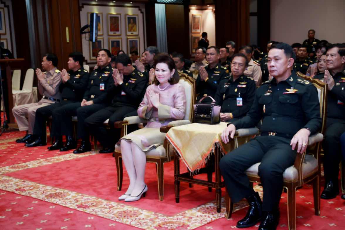 099 ปลัดกระทรวงกลาโหมและนายกสมาคมภริยาเป็นประธานในพิธีวันสถาปนา สำนักงานแพทย์ ฯ ครบ 11ปี