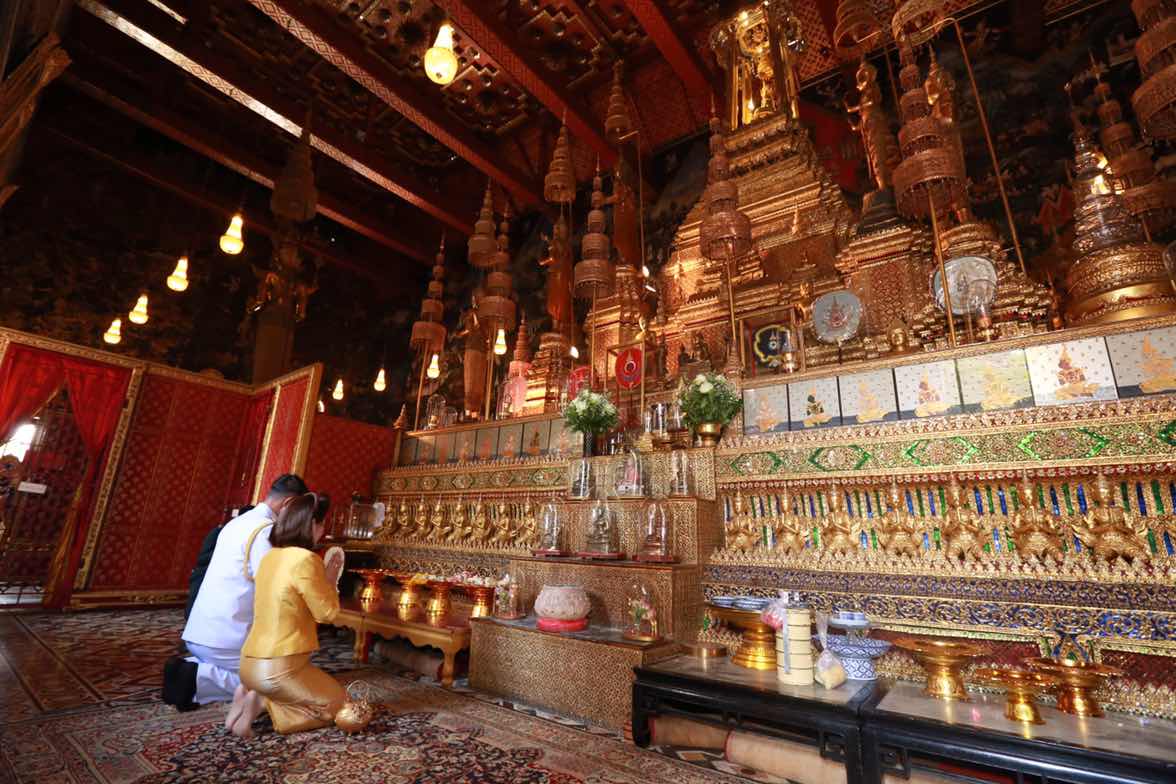 101 ปลัดกระทรวงกลาโหมและนายกสมาคมภริยาข้าราชการสำนักงานปลัดกระทรวงกลาโหมปฏิบัติภารกิจเนื่องในงานพระราชพิธีวันฉัตรมงคล