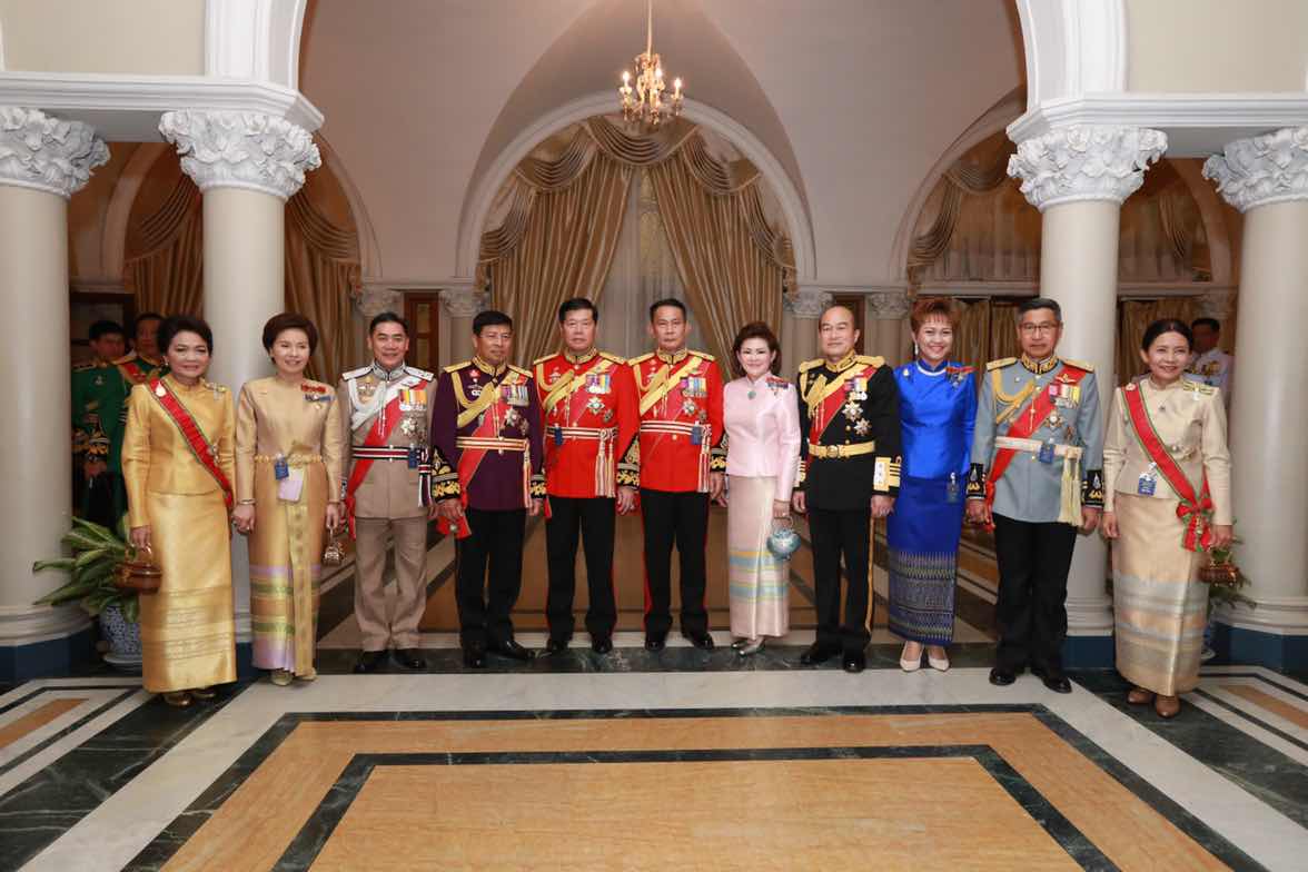 102 ปลัดกระทรวงกลาโหมและนายกสมาคมภริยาฯ ร่วมงานสโมสรสันนิบาตเฉลิมพระเกียรติ