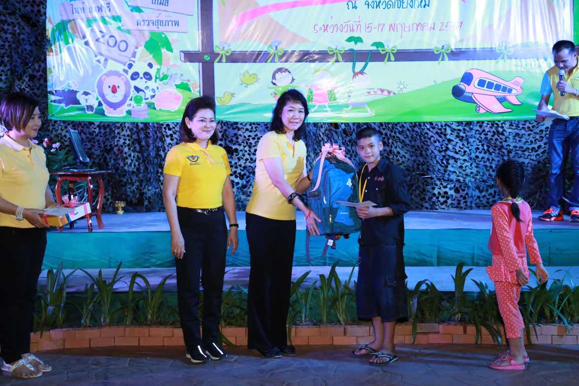 106 นายกสมาคมภริยาฯ จัดงานเลี้ยงสังสรรค์ต้อนรับผู้ร่วมโครงการ"สานรักสานฝัน รางวัลแด่น้อง" ที่ไนท์ซาฟารี