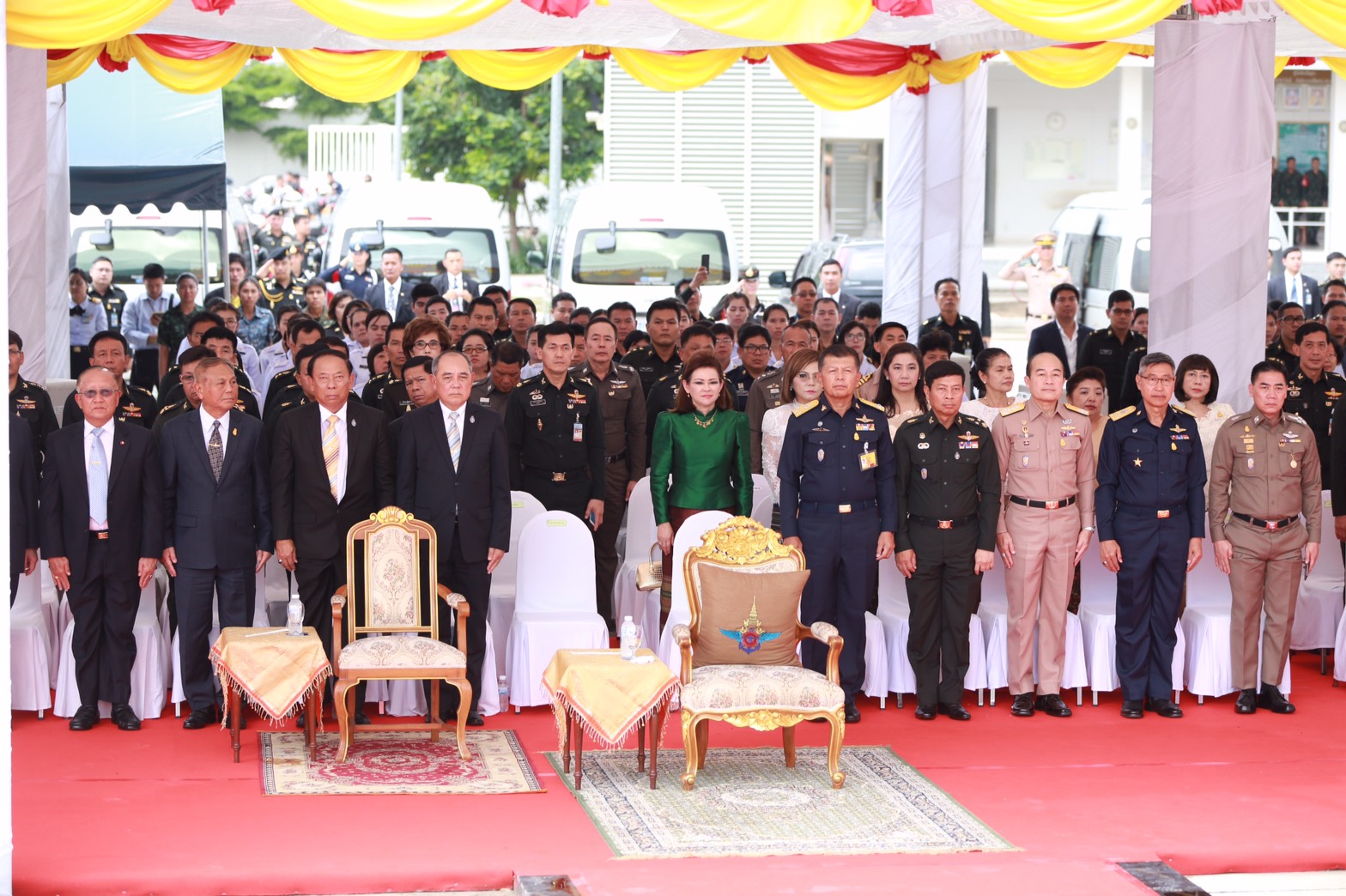 116 พล.อ.ประวิตร วงษ์สุวรรณ รองนายกรัฐมนตรีและรัฐมนตรีว่าการกระทรวงกลาโหม ได้ให้เกียรติมาเป็นประธาน ในพิธิวางศิลาฤกษ์และเททอง การก่อสร้างพระบรมราชานุสาวรีย์รัชกาลที่๕