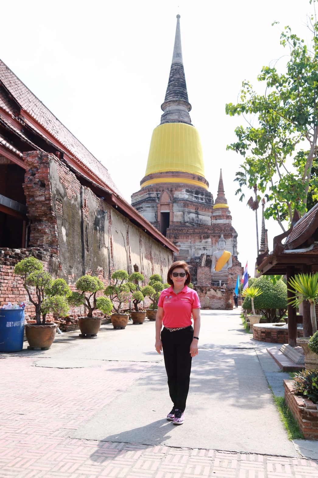 118 นายกสมาคมภริยาฯ พร้อมอุปนายกสมาคมภริยาฯและคณะกรรมการสมาคมภริยาฯ ร่วมทำบุญถวายเทียนเข้าพรรษา,ผ้าอาบน้ำฝน พร้อมเครื่องไทยทาน ณ. วัดใหญ่ชัยมงคล จังหวัดพระนครศรีอยุธยา วัดใหญ่ชัยมงคล
