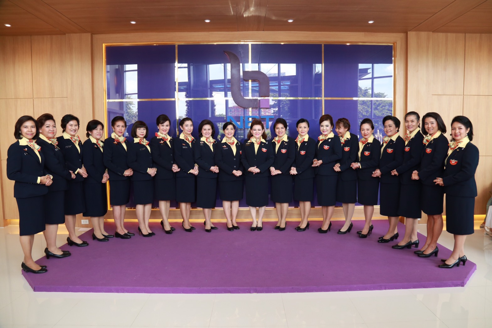 119 นายกสมาคมภริยาฯ นำผู้แทนคณะกรรมการสมาคมฯ ร่วมบันทึกแถบวิดิทัศน์อาศิรวาท เนื่องในวันเฉลิมพระชนมพรรษา สมเด็จพระนางเจ้าสิริกิติ์พระบรมราชินีนาถ ณ. สถานีวิทยุโทรทัศน์แห่งประเทศไทย