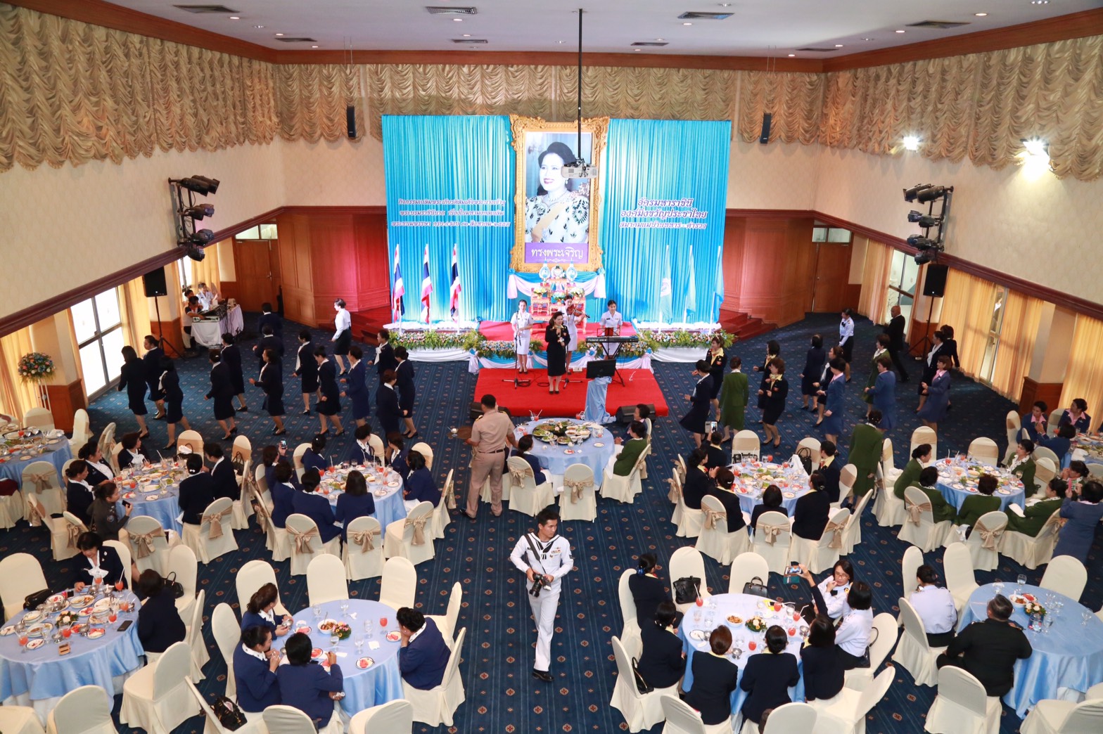 124 สมาคมแม่บ้านเหล่าทัพ ร่วมจัดกิจกรรมเฉลิมพระเกียรติสมเด็จพระนางเจ้าฯพระบรมราชินีนาถ เนื่องในโอกาส มหามงคลเฉลิมพระชนมพรรษา ๘๔ พรรษา