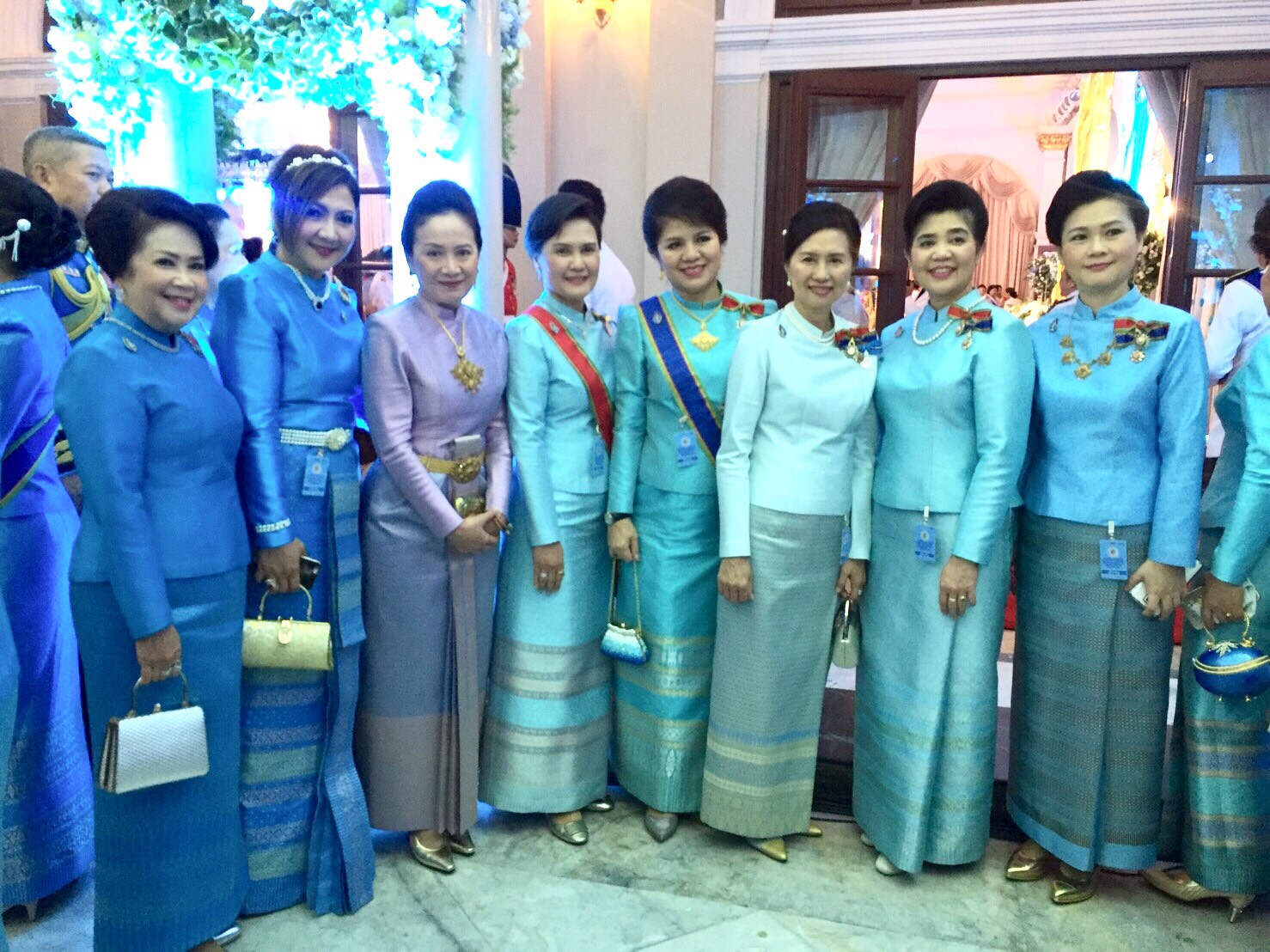 127 ปลัดกระทรวงกลาโหมและนายกสมาคมภริยาฯ ร่วมงานสโมสรสันนิบาต เนื่องในโอกาสพระราชพิธีมหามงคลเฉลิมพระชนมพรรษา ๗ รอบ