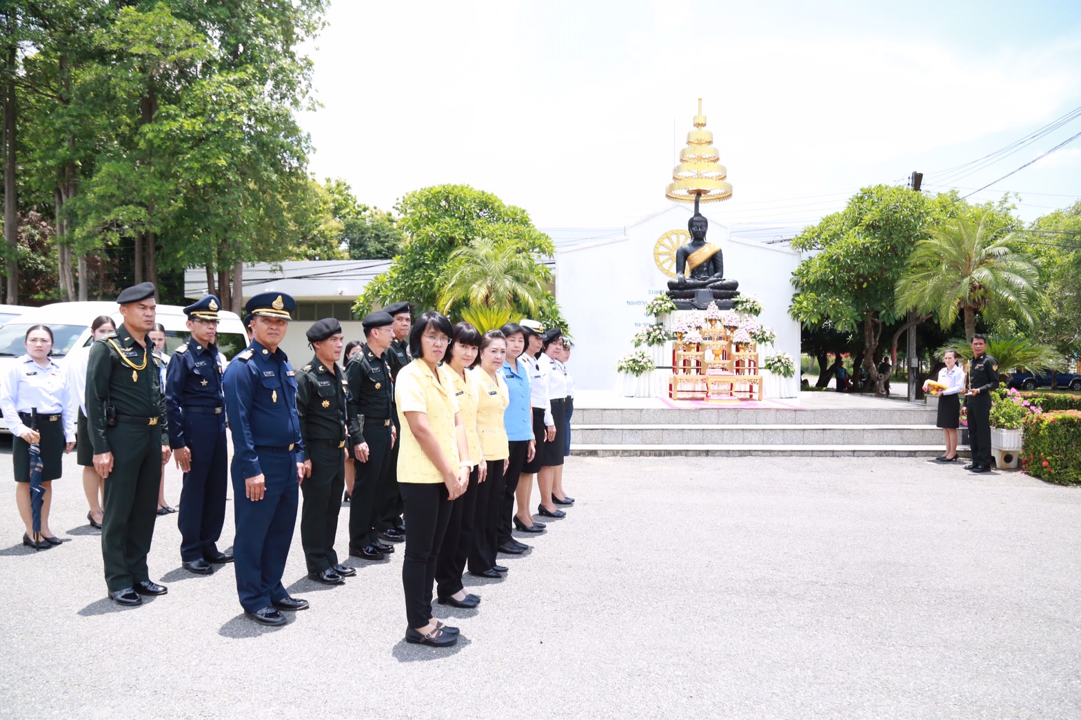 147 นายกสมาคมภริยาฯ นำคณะกรรมการสมาคมภริยาฯ เข้าตรวจเยี่ยมโครงการ ๔+๑ ของสมาคมภริยาฯ ของ โรงงานวัตถุระเบิดทหาร จังหวัดนครสวรรค์