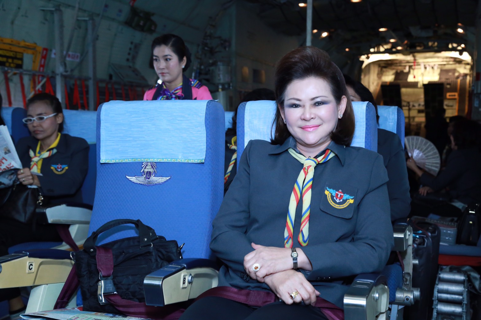 156 นายกสมาคมภริยาฯ นำคณะกรรมการสมาคมภริยาฯ เดินทางเข้า ตรวจเยี่ยมศูนย์พัฒนาปิโตเลียมภาคเหนือกรมการพลังงานทหาร พร้อมทั้งร่วมกิจกรรมปลูกต้นไม้และมอบฝายชะลอน้ำ