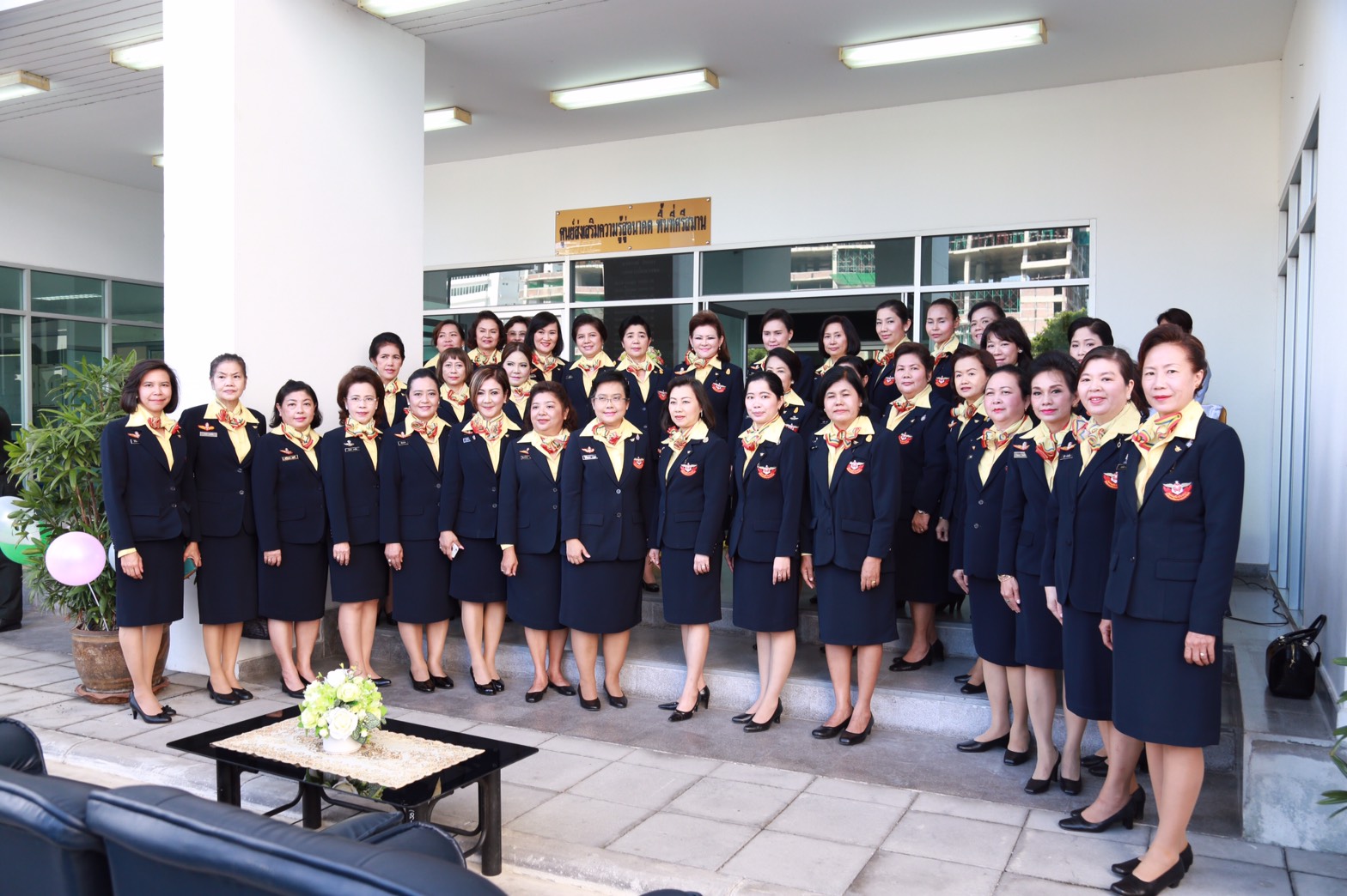 168 นายกสมาคมภริยาฯ เป็นประธาน เปิด "ศูนย์ส่งเสริมความรู้สู่อนาคต" ณ.อาคารนายทหารชั้นนายพล พื้นที่ศรีสมาน
